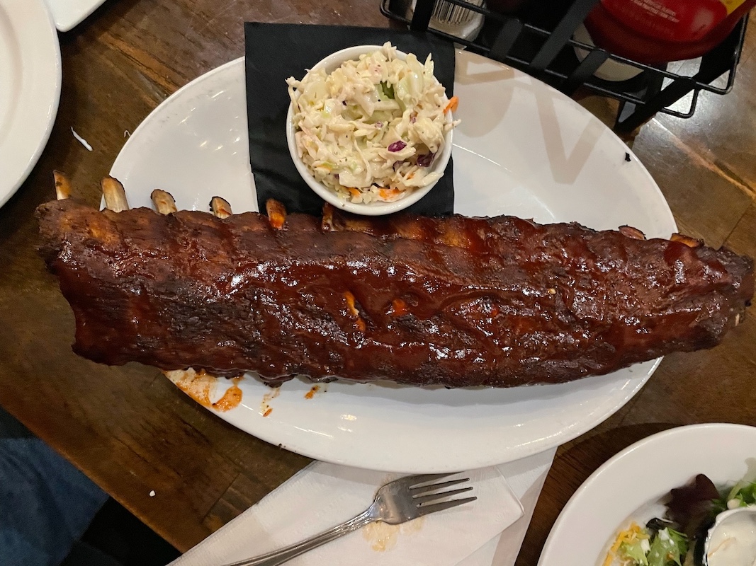 Full rack of baby back ribs with coleslaw at Brick and Barrel Leesburg