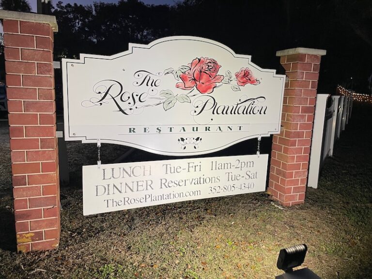 rose plantation sign 1 768x576